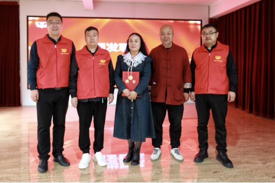 西安市心连心志愿者协会书画分会活动圆满落幕656.png