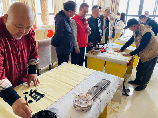 西安市心连心志愿者协会书画分会活动圆满落幕952.png